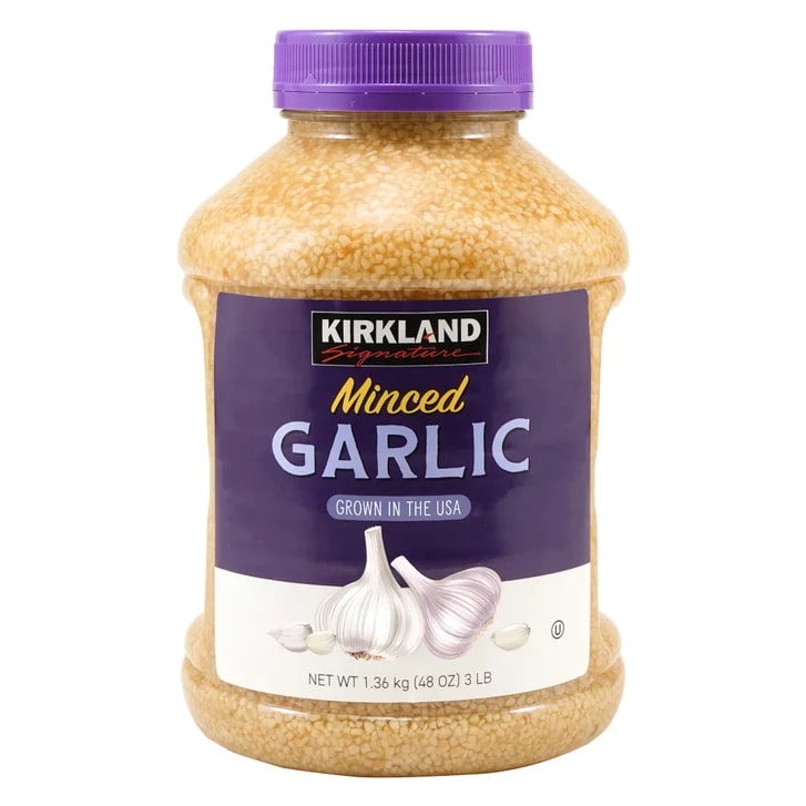 Kirkland Signature minced garlic product photography